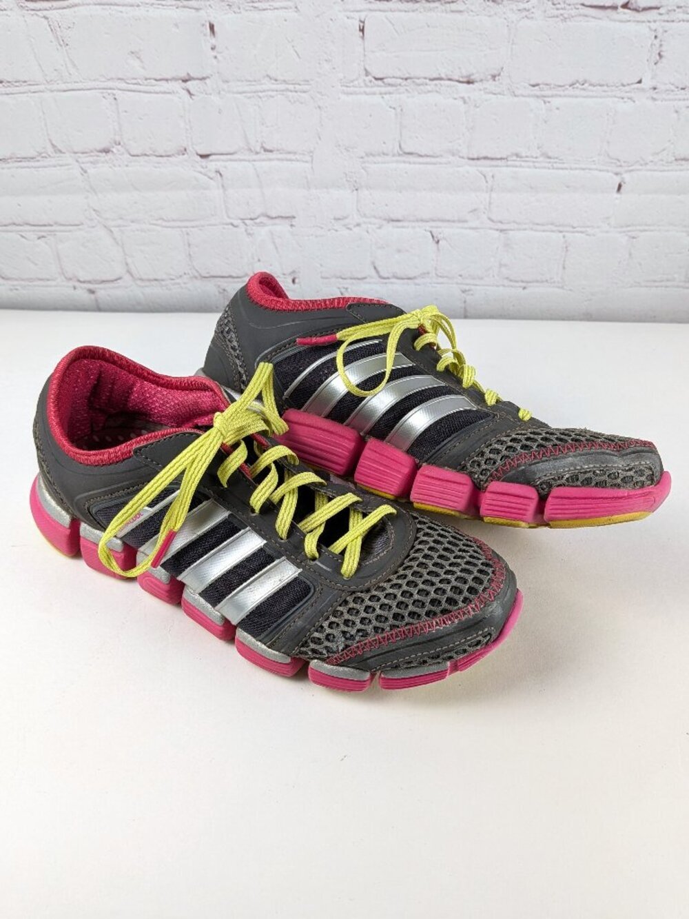 Adidas Climacool Oscillations Pink/Gray Running Shoes 6.5
